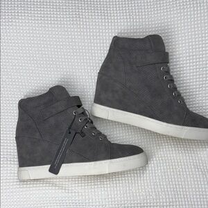 Athlefit Gray High-Top Wedge Sneakers - Size 10